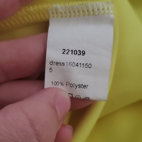 Neon yellow ruffle low back short dress 5 - Picture 6 of 6